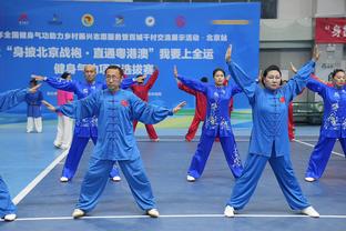 曼联本赛季各项赛事24场输12场，上赛季总计62场输12场